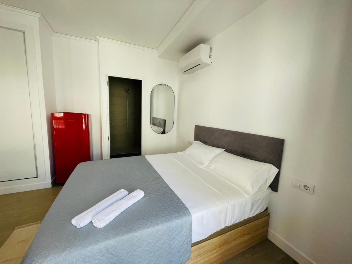 Pare Pere Rooms Denia Bagian luar foto